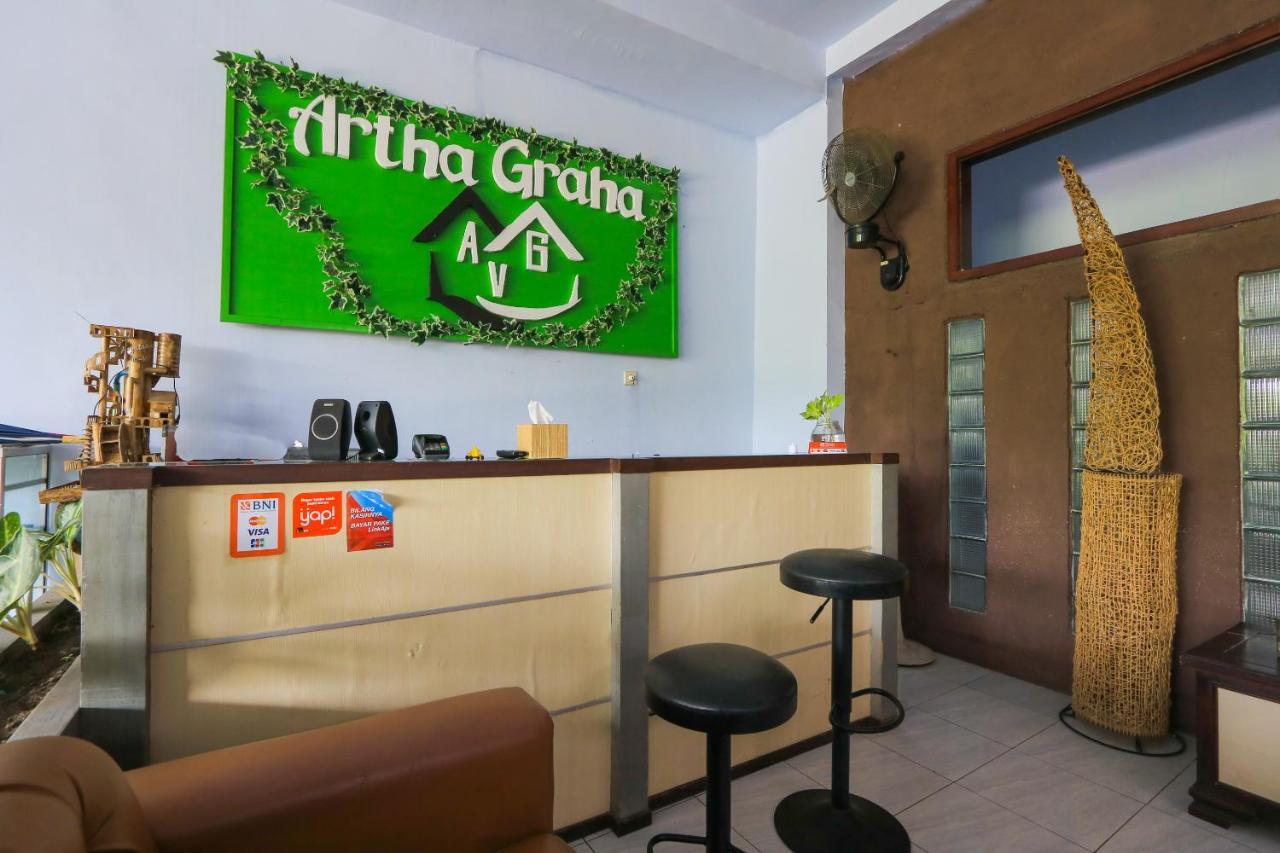 Hotel Oyo 2453 Artha Graha Vip Banyuwangi  Exterior foto